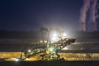 Schaufelradbagger im Tagebau Welzow-Süd: Auf das Bergbau-Revier in der Lausitz entfallen 40 Prozent der Soforthilfen.