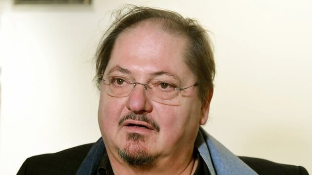 Jürgen Tarrach findet in der Malerei einen Ausgleich.