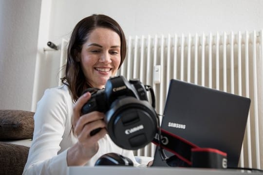 Mit dem Hobby Geld verdienen - das können auch Amateurfotografen, wenn sie Bilder auf Stockfoto-Börsen hochladen.