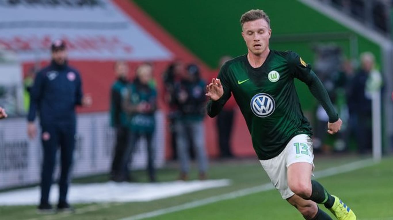 Yannick Gerhardt fällt für den VfL Wolfsburg im Niedersachsen-Duell wohl aus.