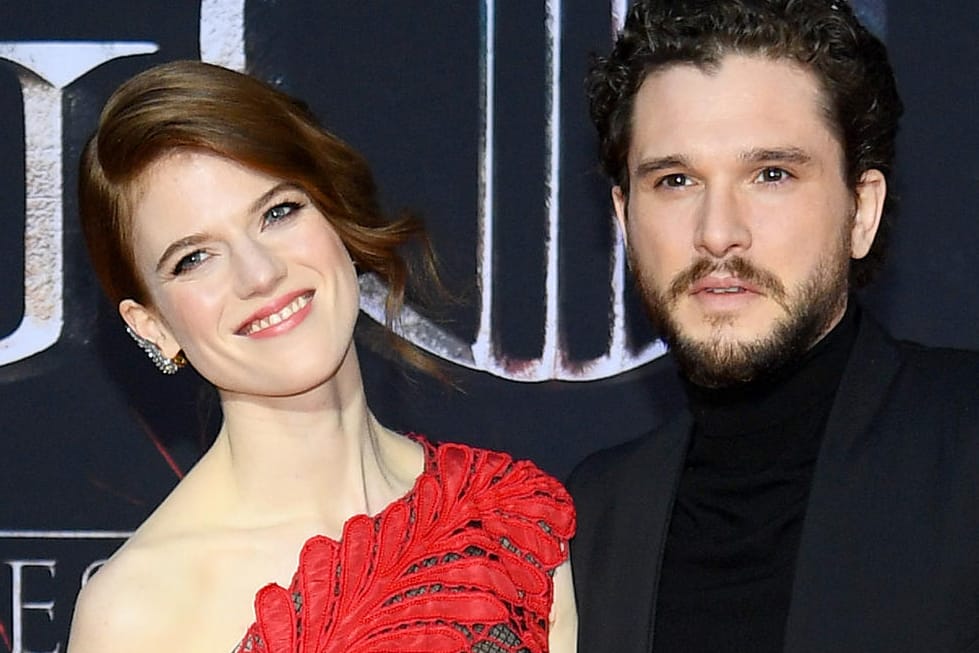 Rose Leslie und Kit Harington: Das Ehepaar posiert bei der Premiere der achten "Game of Thrones"-Staffel für die Fotografen.