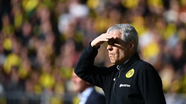 Gute Aussichten aber wenig euphorisch: BVB-Trainer Lucien Favre. Gute Aussichten aber wenig euphorisch: BVB-Trainer Lucien Favre.