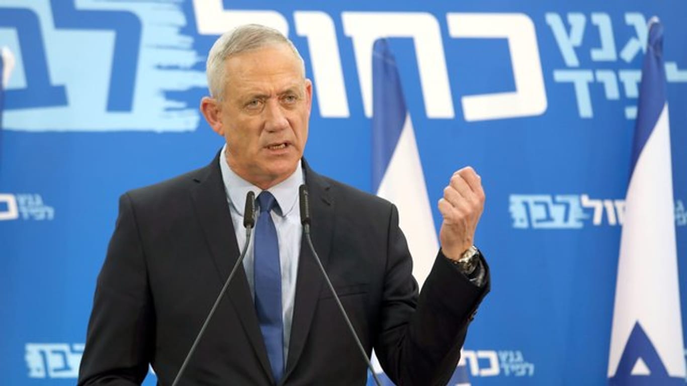 Netanjahu-Herausforderer Benny Ganz liegt in Umfragen vorne.