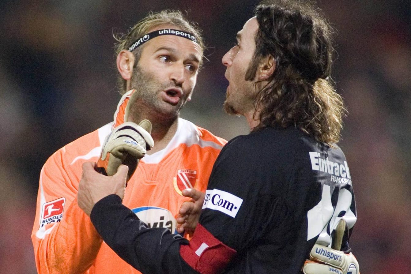 Hitziges Gespräch im Jahr 2006: Tomislav Piplica diskutiert mit Frankfurts Ioannis Amanatidis.