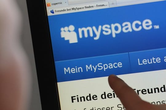 Nun sind Teile der verlorenen Song-Sammlung wieder aufgetaucht und im Internet Archive gesichert worden.