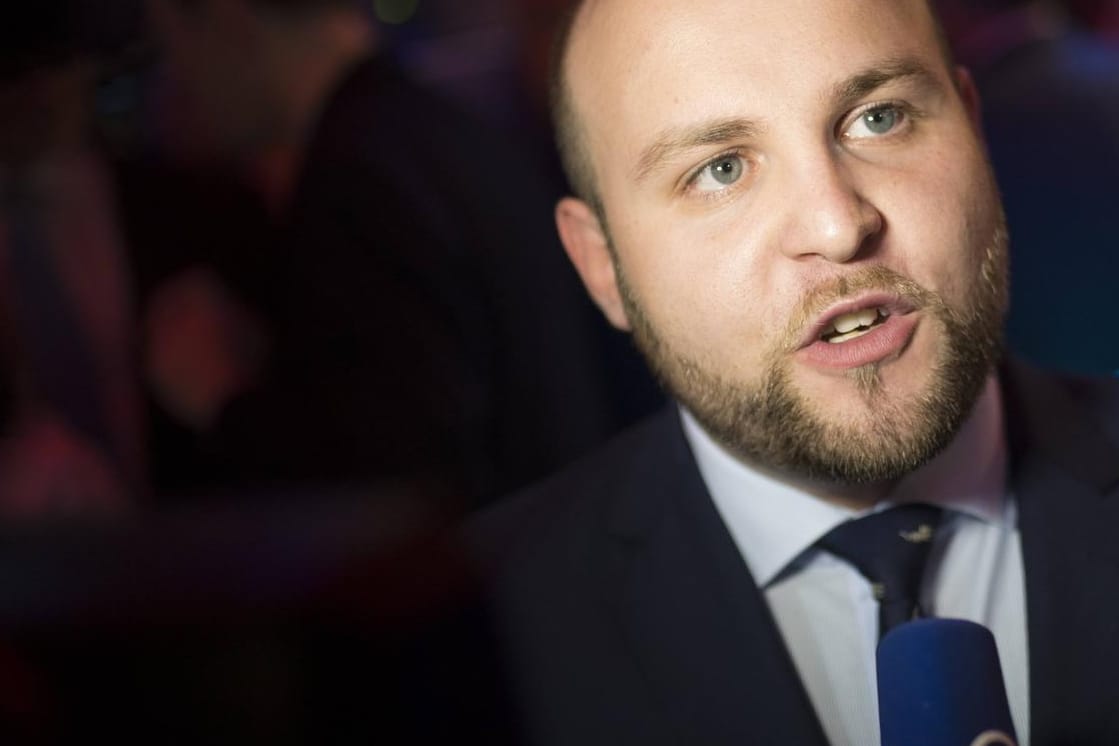 Der AfD-Abgeordnete Markus Frohnmaier: Planten russische Offizielle seine Wahlkampagne zu unterstützen?