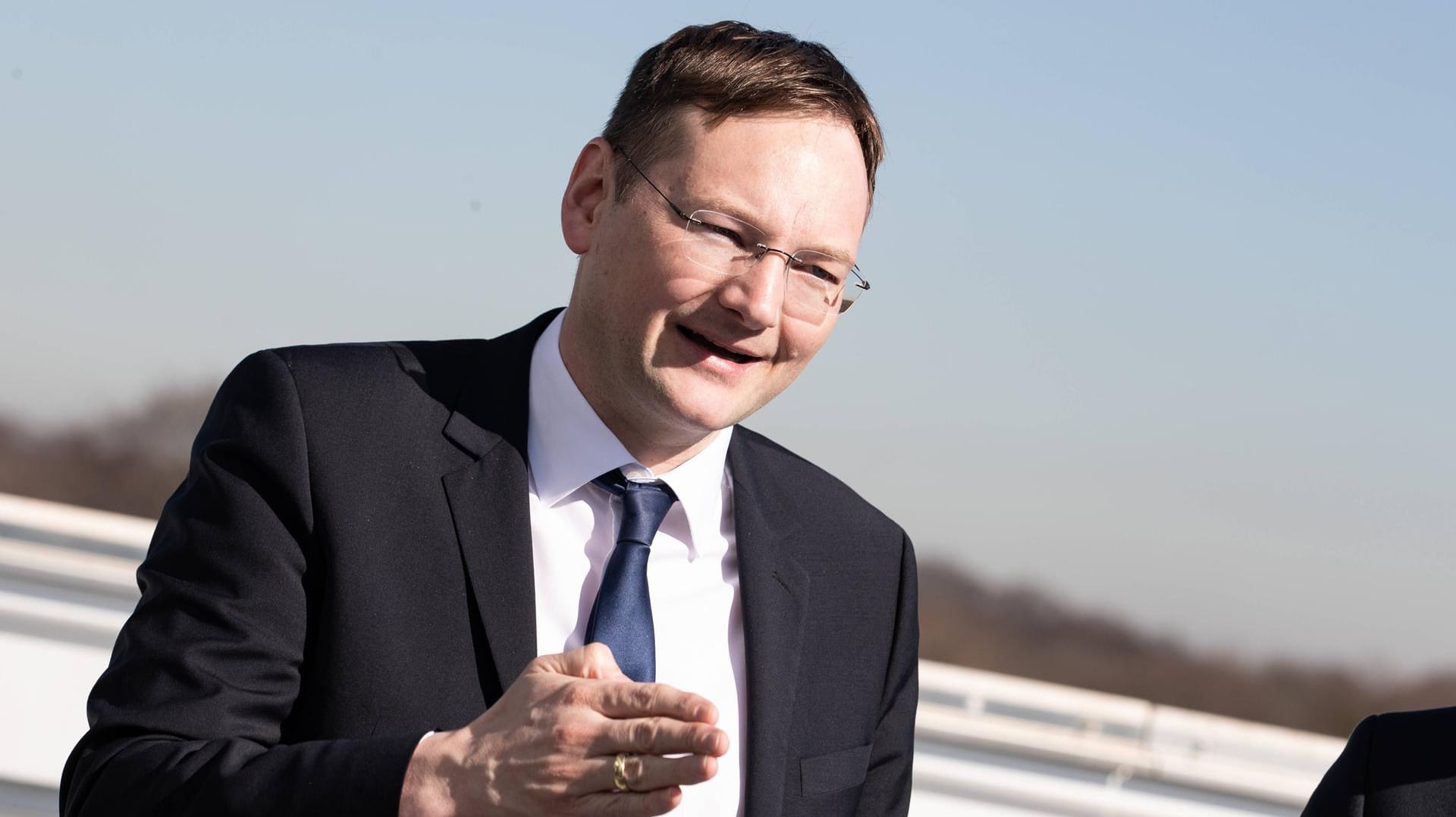 Hans Reichhart: Der bayrische Bauminister will das Wohnungsproblem in Berlin lösen. Hans Reichhart: Der bayrische Bauminister will das Wohnungsproblem in Berlin lösen.