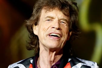 Mick Jagger: Nach seiner Operation meldet er sich nun zurück.