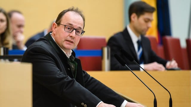 Markus Plenk will aus der AfD-Fraktion austreten und zur CSU wechseln.