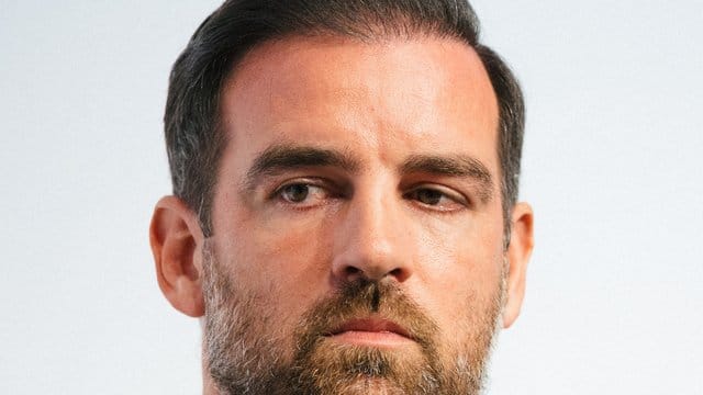 Christoph Metzelder äußert sich öffentlich nicht zum Amt des DFB-Präsidenten. Christoph Metzelder äußert sich öffentlich nicht zum Amt des DFB-Präsidenten.