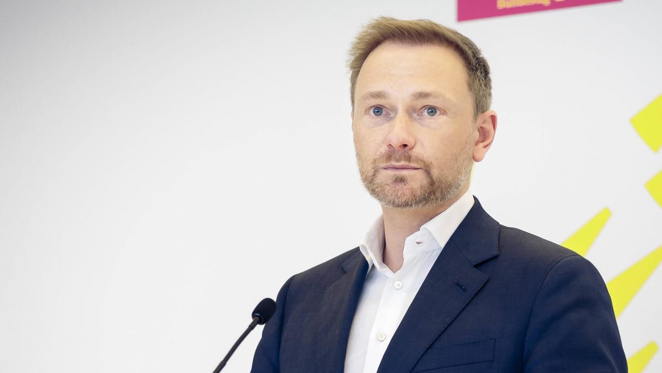 FDP-Chef Christian Lindner: Arbeitnehmer dürfen ja auch nicht während der Arbeitszeit demonstrieren.