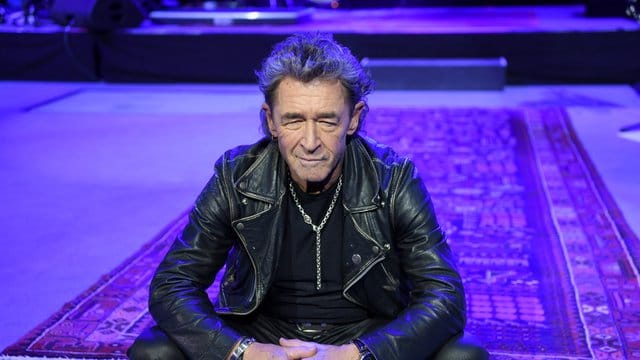 Maffay war als Baby nicht gerade eine Schönheit - so schildert es dessen Vater in seinem Buch. Maffay war als Baby nicht gerade eine Schönheit - so schildert es dessen Vater in seinem Buch.