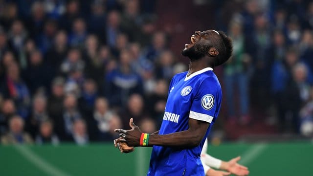 Salif Sané kann wegen muskulärer Probleme nicht für Schalke auflaufen.