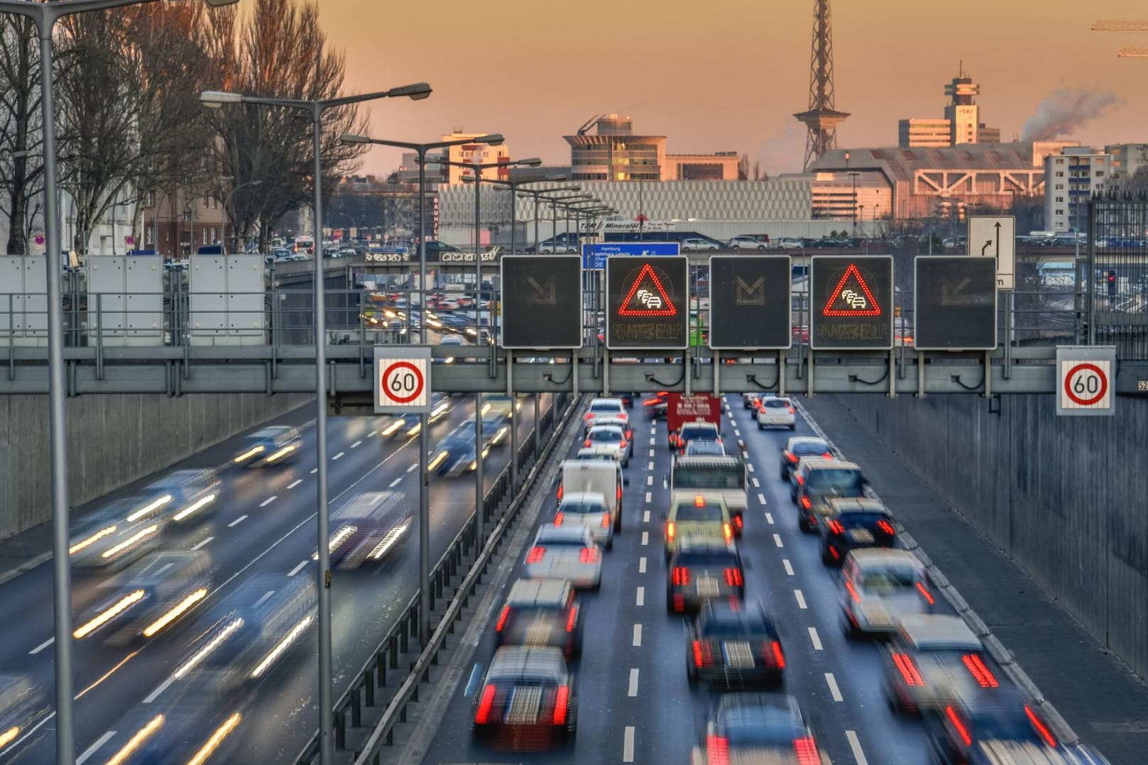 Stadtautobahn A100 in Berlin: Hier kam es zu dem illegalen Autorennen.