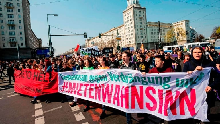 Demonstration gegen steigende Mieten in Berlin.