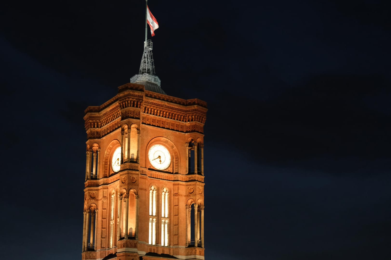 Rotes Rathaus Berlin: Probleme mit dem Umstieg auf Windows 10