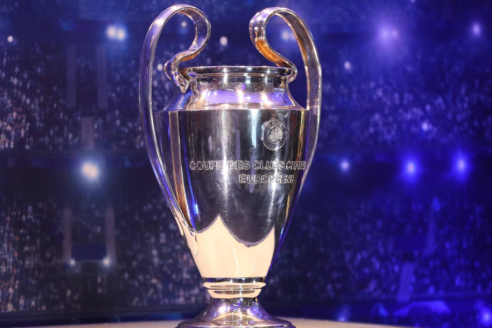 Das Objekt der Begierde: der Champions-League-Pokal. Noch acht Teams kämpfen um den Titel 2019.