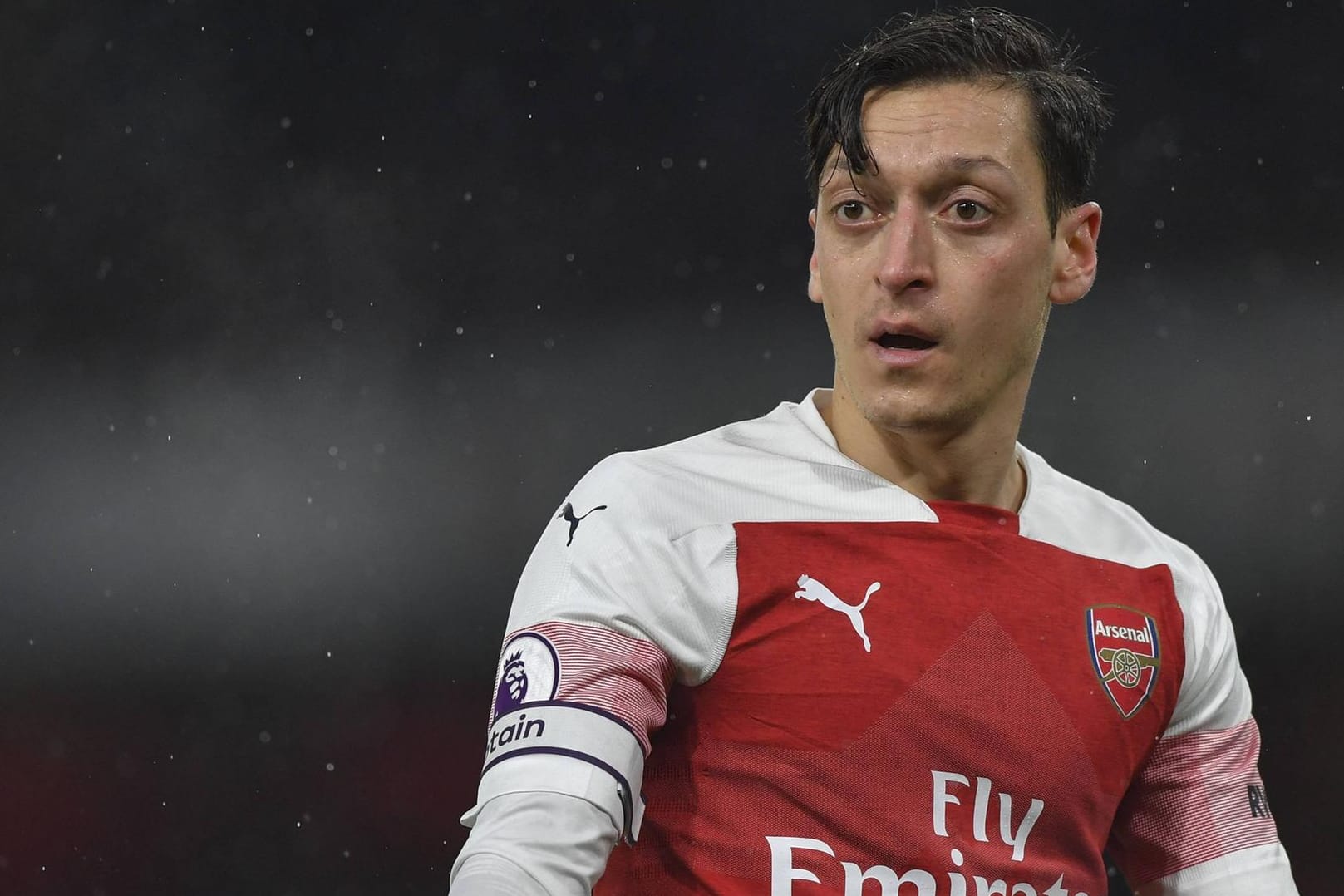 Die Nerven verloren: Mesut Özil.