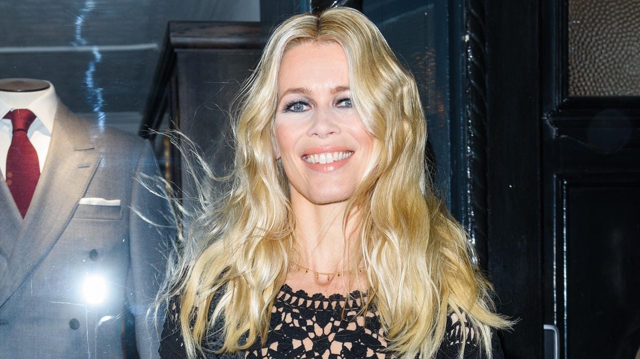 Claudia Schiffer: Auf Instagram trägt das Model weniger Stoff.