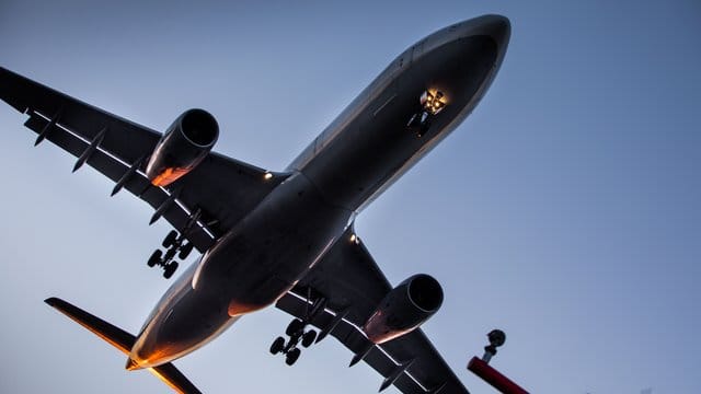 Eine Lufthansa-Maschine mit Ziel São Paulo musste wegen technischer Probleme nach Frankfurt umkehren. Eine Lufthansa-Maschine mit Ziel São Paulo musste wegen technischer Probleme nach Frankfurt umkehren.