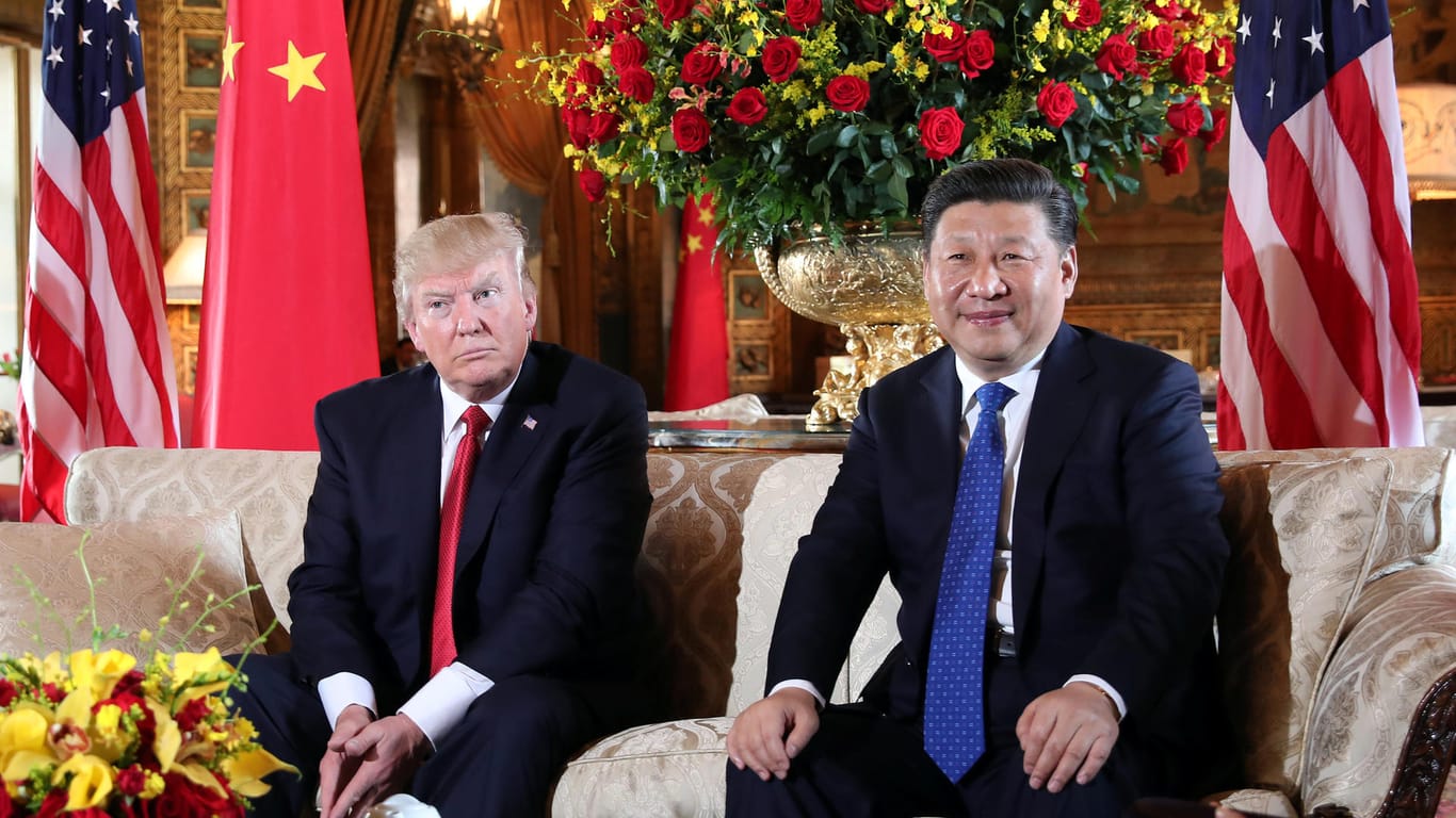 US-Präsident Trump und Chinas Präsident Xi Jinping in Mar-a-Lago 2017: Operiert der chinesische Geheimdienst im Umfeld des Beach Clubs?