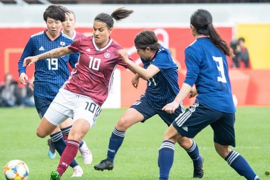 DFB-Akteurin Dzsenifer Marozsan (2.
