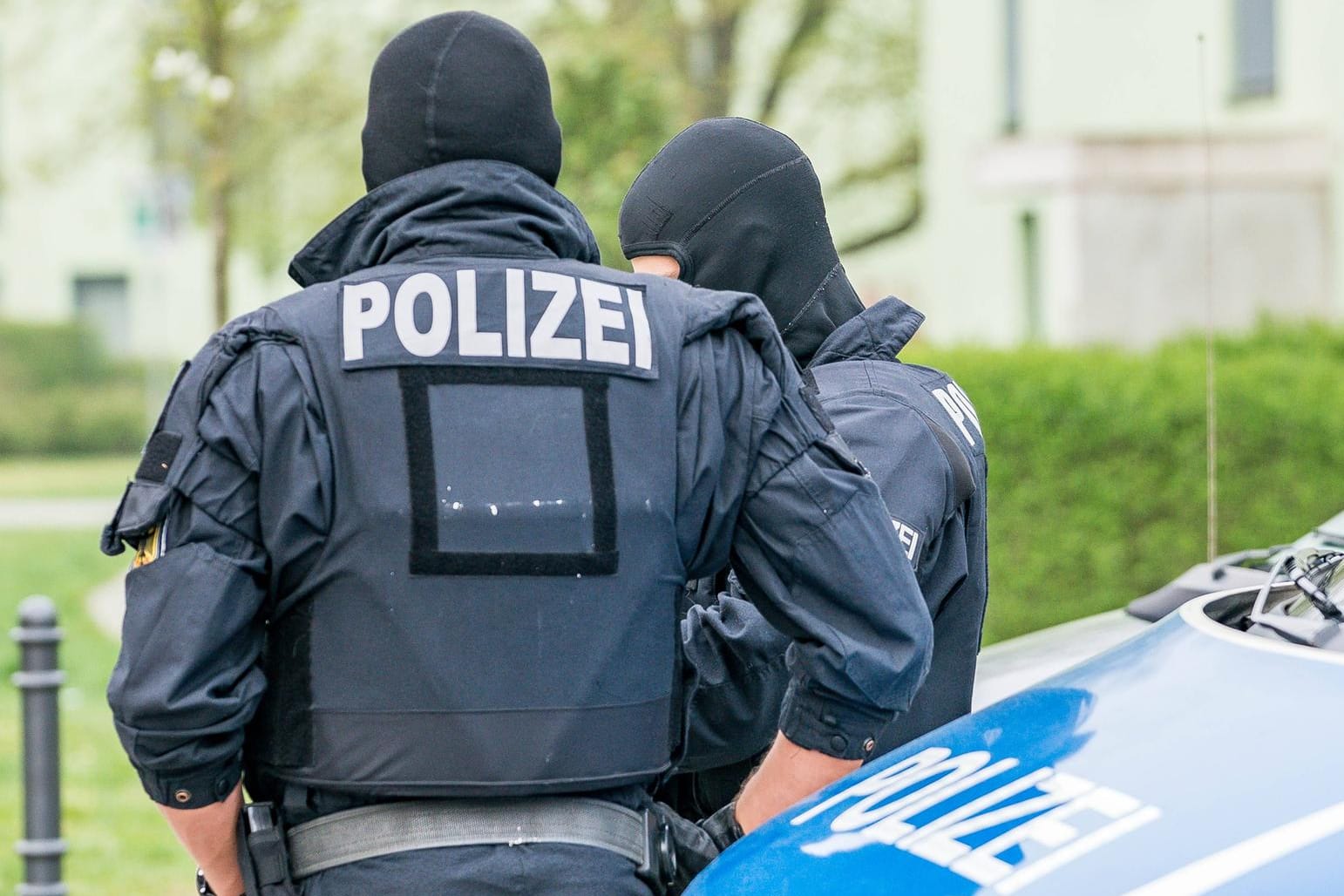 In mehreren Bundesländern laufen Razzien gegen ein islamistisches Netzwerk: Die Vereine Ansaar und WWR Help sollen unter dem Deckmantel der humanitären Hilfe die radikalislamische Hamas unterstützen. (Symbolfoto)