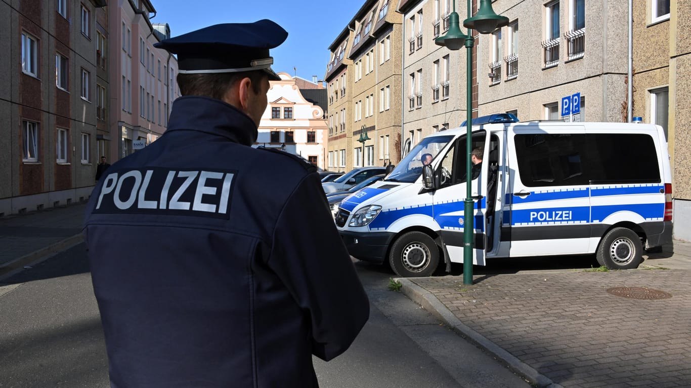 Polizeirazzia in Cottbus: Die Stadt stand bei den Durchsuchungen von Objekten der rechtsextreme Hooligan-Szene im Mittelpunkt.