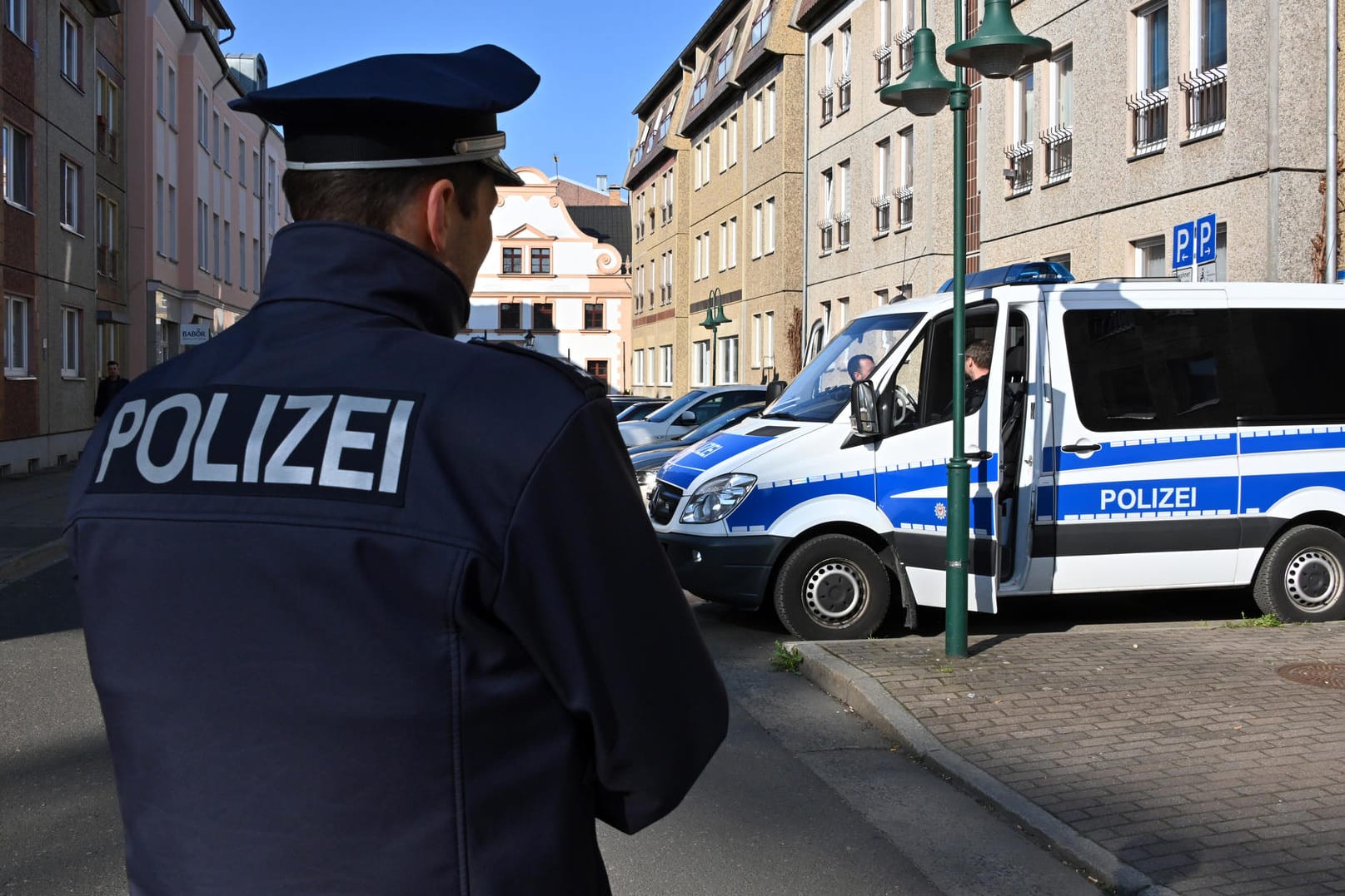 Polizeirazzia in Cottbus: Die Stadt stand bei den Durchsuchungen von Objekten der rechtsextreme Hooligan-Szene im Mittelpunkt.