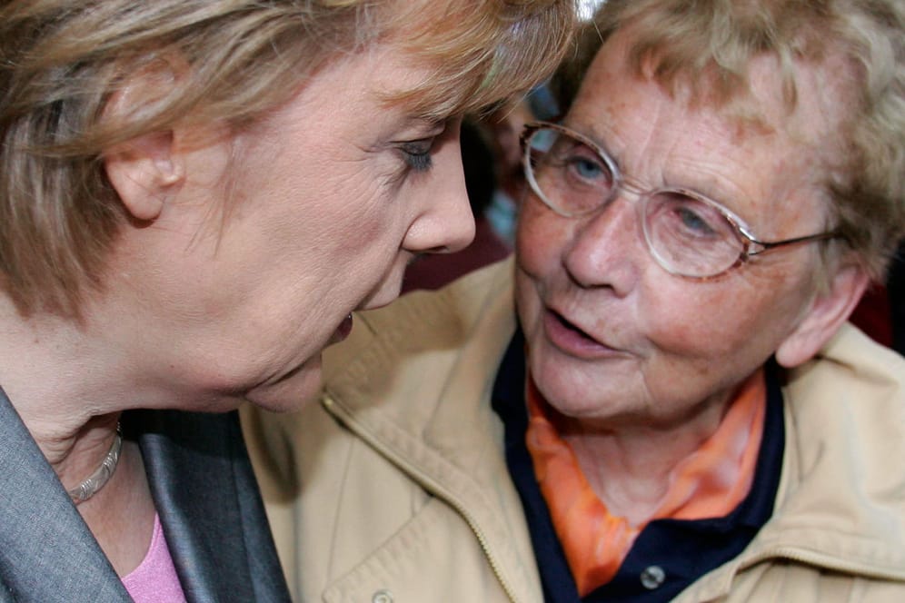 Angela Merkel und ihre Mutter: Die 90-Jährige ist Anfang April gestorben.