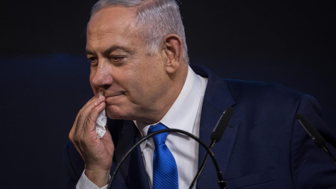 Benjamin Netanjahu alter und vermutlich auch neuer Premierminister von Israel: Seine Likud-Partei holte gemeinsam mit anderen rechten Parteien bei der Wahl eine Mehrheit von rund 65 der 120 Parlamentssitze.