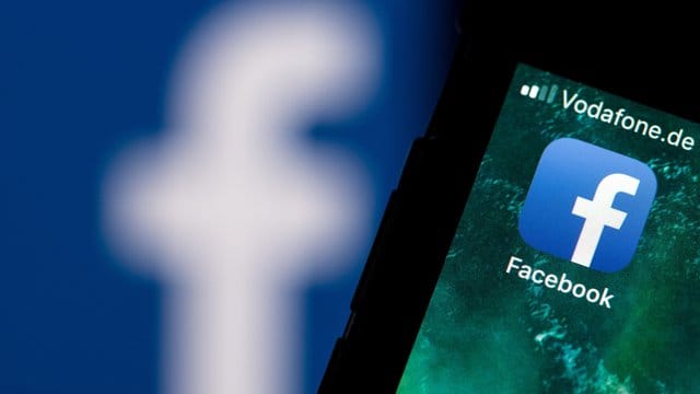 Gestritten wird vor Gericht wegen Spielen anderer Anbieter, die Nutzer über das "App-Zentrum" von Facebook in der Version aus dem Jahr 2012 ansteuern konnten. Gestritten wird vor Gericht wegen Spielen anderer Anbieter, die Nutzer über das "App-Zentrum" von Facebook in der Version aus dem Jahr 2012 ansteuern konnten.