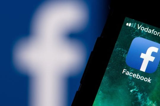 Gestritten wird vor Gericht wegen Spielen anderer Anbieter, die Nutzer über das "App-Zentrum" von Facebook in der Version aus dem Jahr 2012 ansteuern konnten.