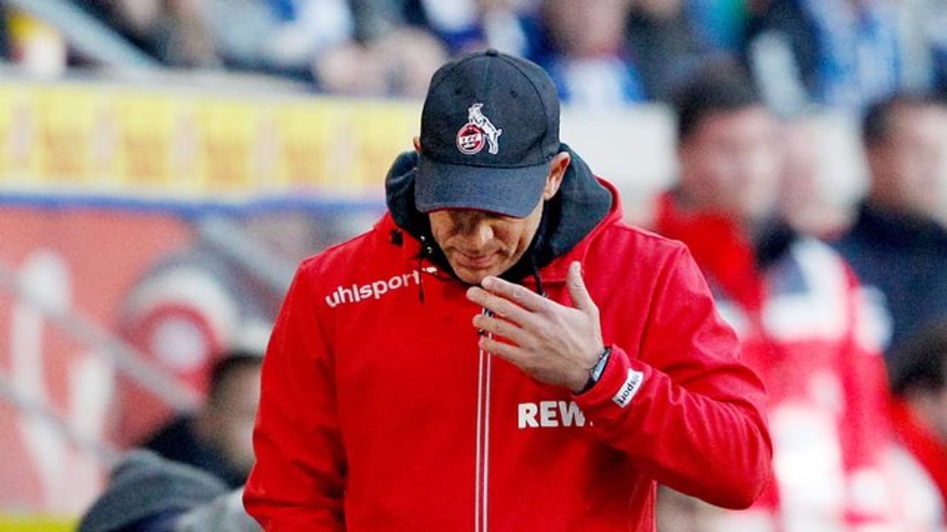 Der Vater von Kölns Trainer Markus Anfang erlitt während des Spiels in Duisburg einen Herzinfarkt.