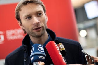 Hofft auf den Verbleib von Nationalspieler Julian Brandt: Leverkusen-Sportdirektor Simon Rolfes.