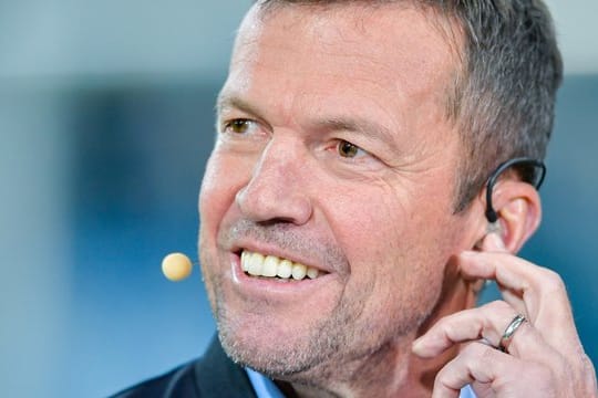 Lothar Matthäus hat Bundestrainer Joachim Löw kritisiert.