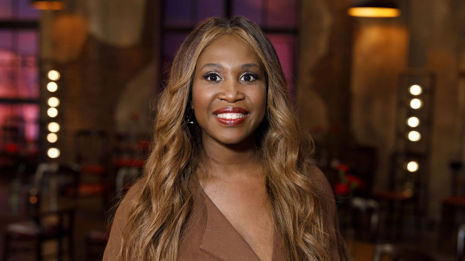 Motsi Mabuse: Die "Let's Dance"-Jurorin hatte Geburtstag.