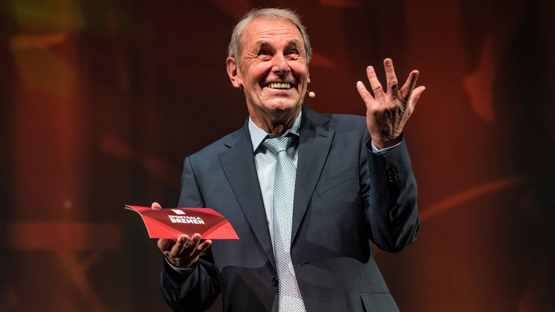 Auf Jörg Wontorra, hier bei der Bremer Sportgala im März, müssen die Sky-Zuschauer künftig verzichten.