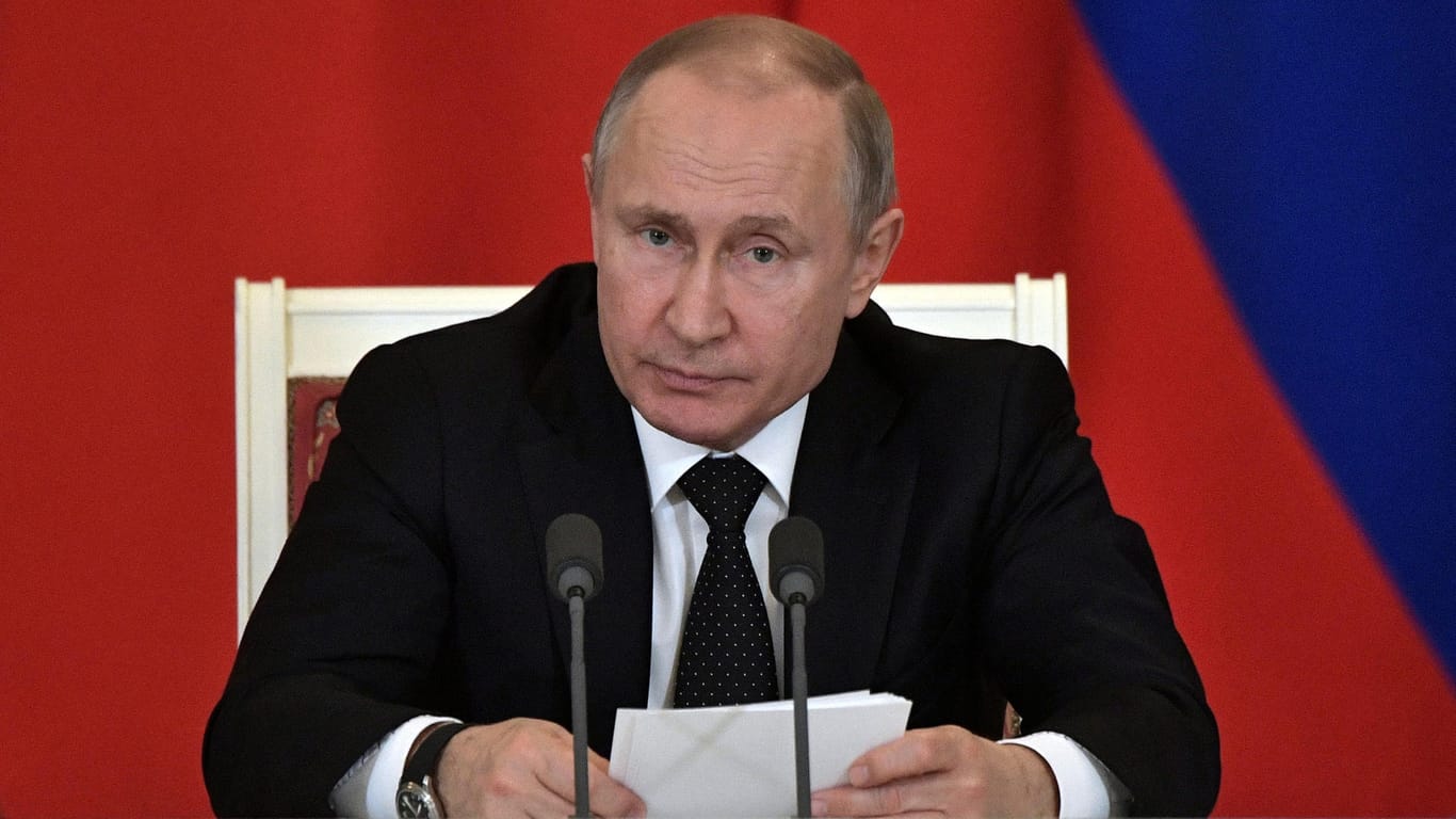 Wladimir Putin: Westliche Geheimdienste berichten, dass Russland Einfluss auf die kommende Europawahl nehmen will.