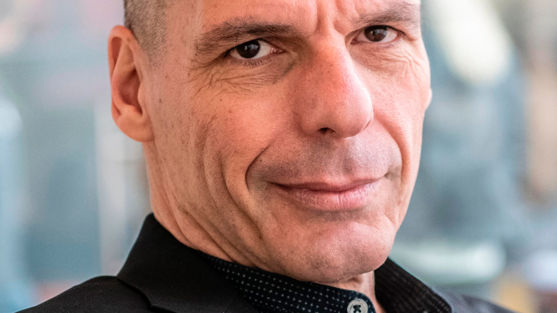 Gianis Varoufakis, früherer Finanzminister von Griechenland: Der Linkspolitiker nimmt in der Akademie der Künste an einer Diskussion während der Konferenz «A Soul of Europe» teil.