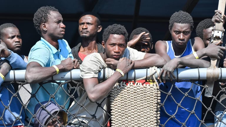 Flüchtlinge aus Afrika (Archivbild): Laut einem Medienbericht ist die Zahl der Asylanträge von Nigerianern gestiegen.