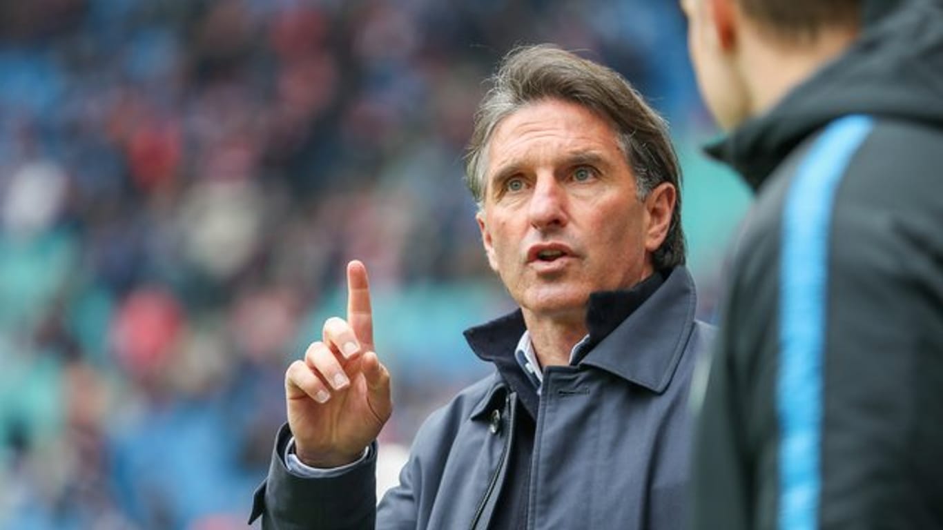 Konnte zum dritten Mal in Serie nicht mit Wolfsburg auswärts punkten: VfL-Coach Bruno Labbadia.