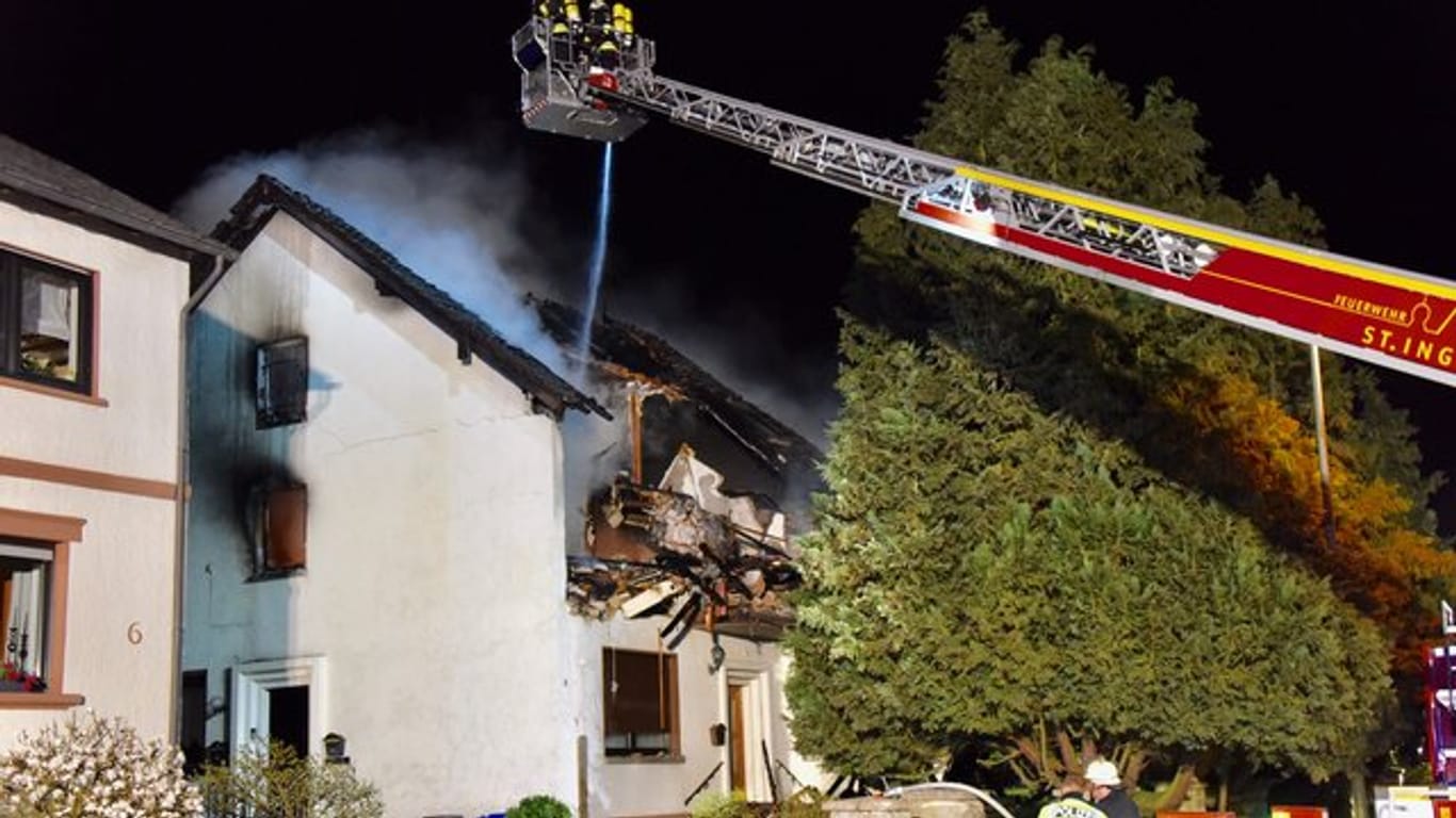 Explosion in Mehrfamilienhaus im Saarland