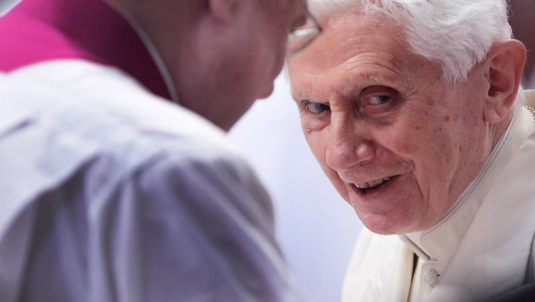 Papst Benedikt XVI. empört mit einem Schreiben über Missbrauch: Er ignoriere alle Forschungsergebnisse, sagt ein Theologe.