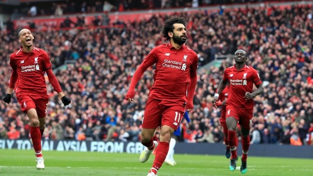 Mohamed Salah jubelt über seinen wunderschönen Treffer gegen Chelsea.