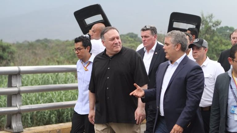 US-Außenminister Mike Pompeo mit dem kolumbianischen Präsidenten Ivan Duque an der Grenze zu Venezluela.
