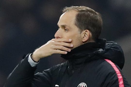 Bedient: PSG-Coach Thomas Tuchel bei der 1:5-Pleite in Lille.