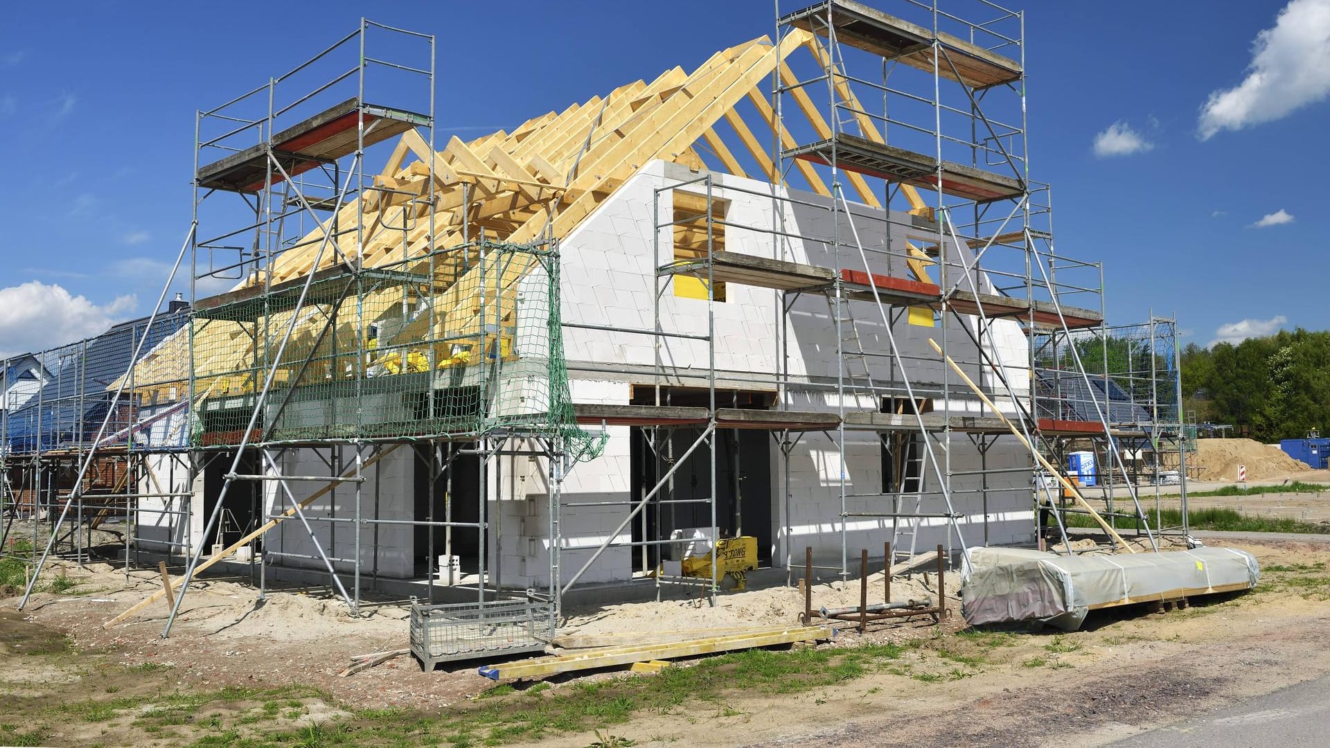 Baustelle Einfamilienhaus: Mit der Reform der Grundsteuer kommen auch auf Hauseigentümer zusätzliche Sachkosten zu.