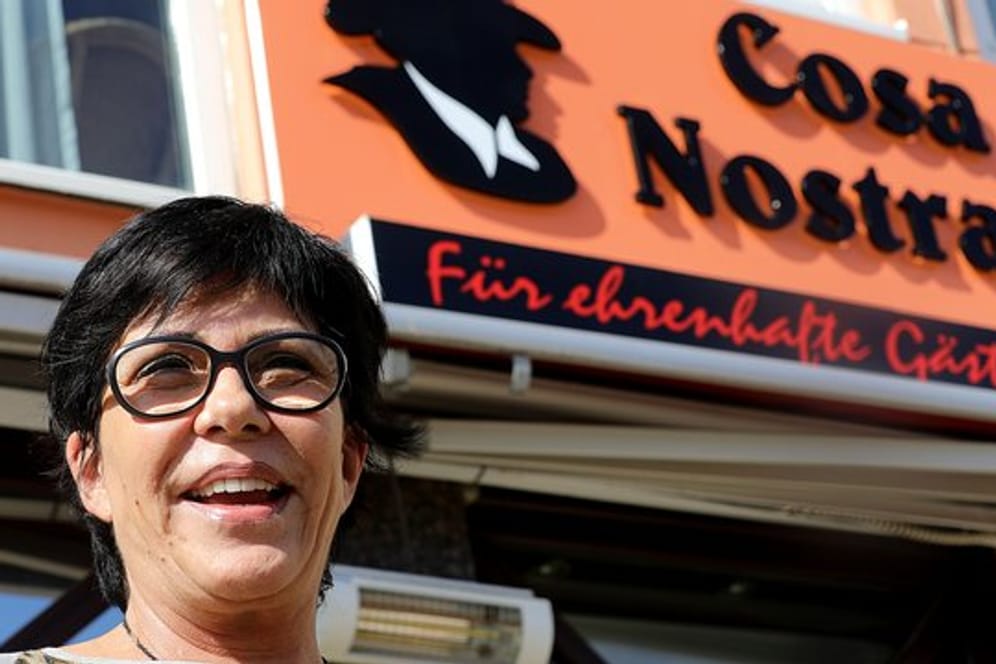 Petra Bratu, Besitzerin des italienischen Restaurants "Cosa Nostra", in Köln.
