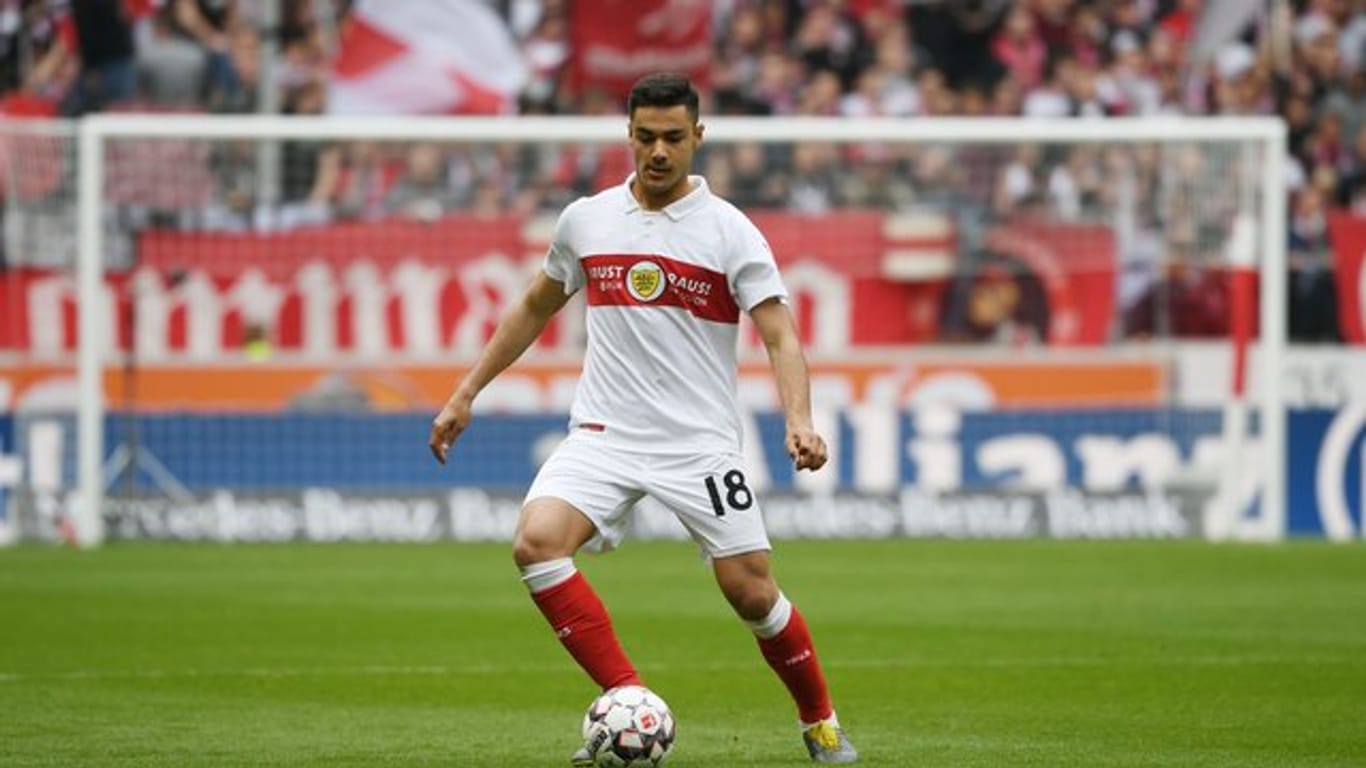 Ozan Kabak soll nach "Bild" in seinem Vertrag mit dem VfB Stuttgart eine Ausstiegsklausel haben.